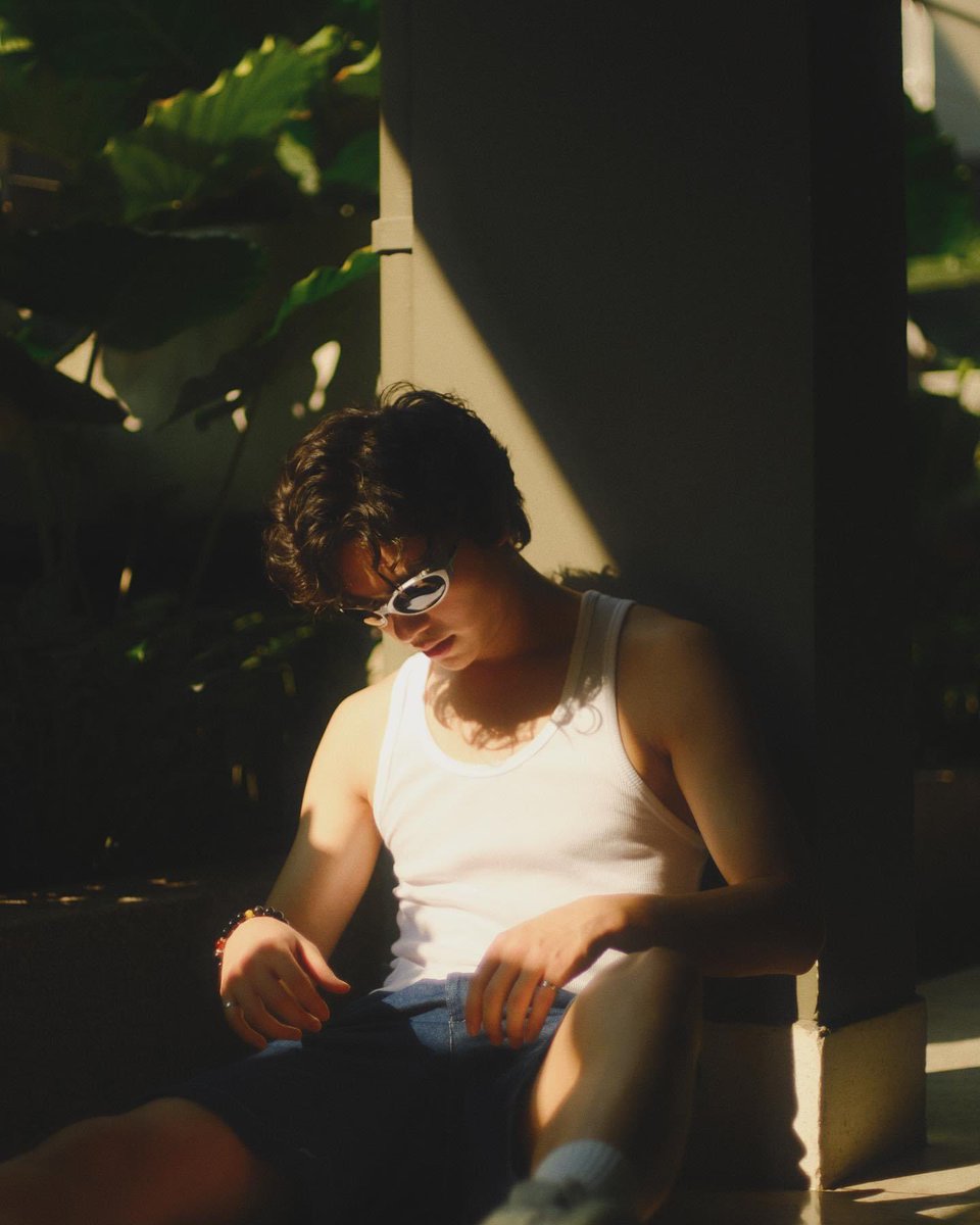 happyhankth's tweet photo. Caption : Call me by your name.

#王碩瀚 
#hankwang https://t.co/I6IWvI7Fm9