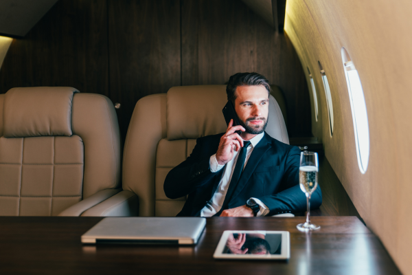 dr_whitlock12's tweet photo. How Can the Average Person Become a Millionaire?
READ  the article here ---->> https://t.co/IxYkYYFzhQ https://t.co/XFUoTFtzgL