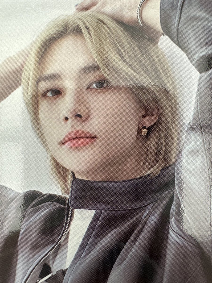 Bbock1004's tweet photo. SLBS #SLBSTUDIO #STRAYKIDS #SKZ #EXPRESSIMPRESS https://t.co/sPTShu09K4