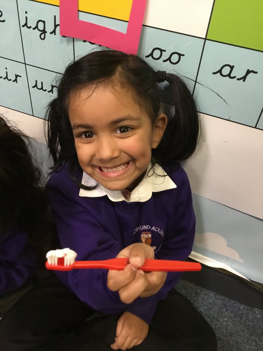 After learning about dentists and how they help us we were excited to share everything we knew about keeping our teeth healthy. We practiced brushing our teeth and discussed the importance of brushing twice a day! We are super proud of our clean, shiny teeth 🦷😁