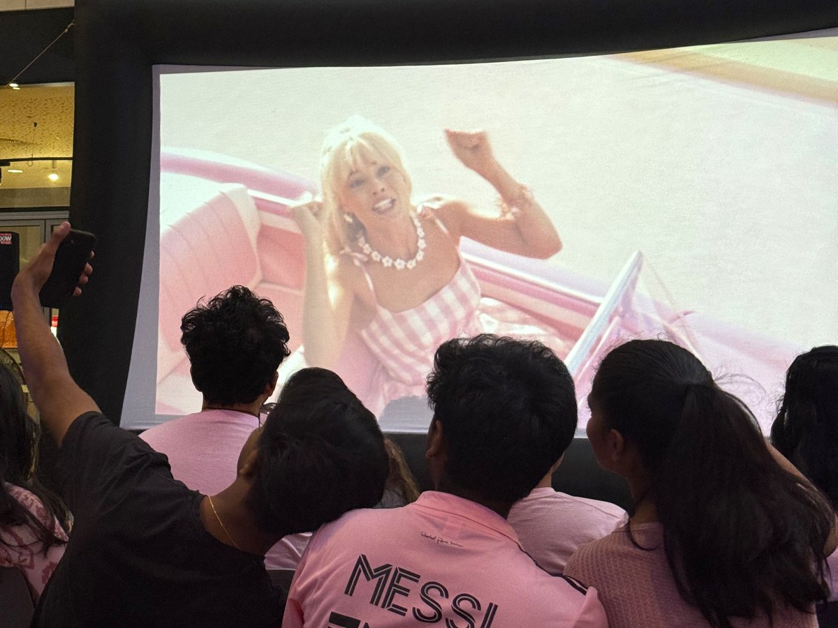 UOWD's tweet photo. Bean bags, popcorn and the unbeatable Dubai winter weather – we had it all!
UOWD students had a blast watching Barbie under the open sky.
Who’s already excited for our next movie night?
#UOWD #MovieUnderTheStars #UOWDLife #UOWDCampus #UOWDEvents #UOWDStudentLife https://t.co/FkGIQVxHcH