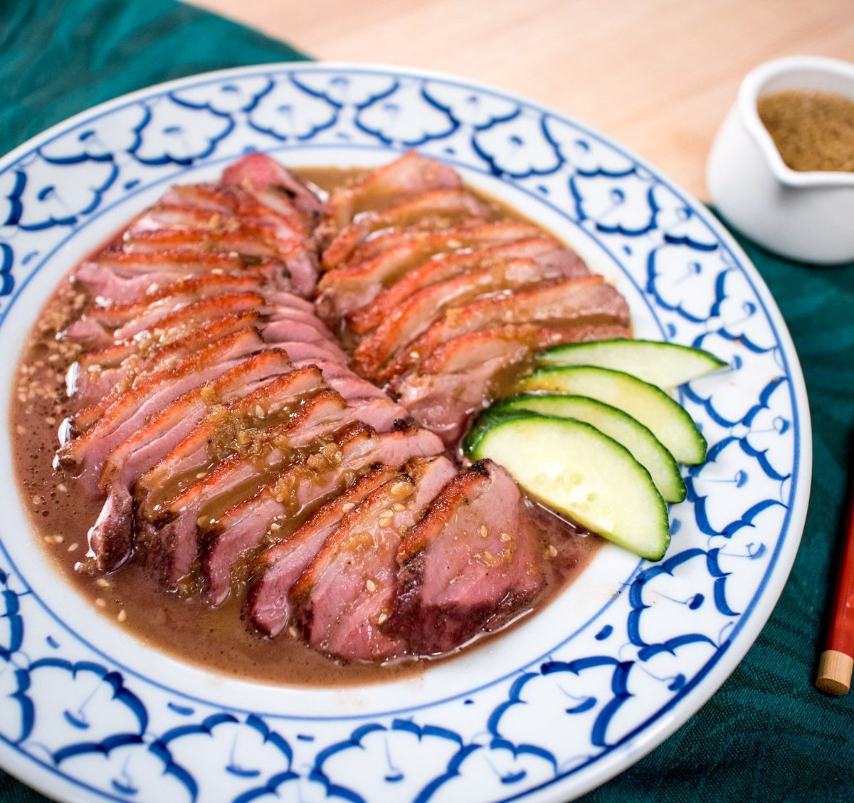 For this Lunar New Year, I wanted to bring back a classic and popular dish from my blog: MK Duck! The best part is, this recipe doesn't roast a whole duck but only duck breasts which makes it 10 times more doable. Doesn’t it look amazing? 

Check it out!  hot-thai-kitchen.com/chinese-roast-…