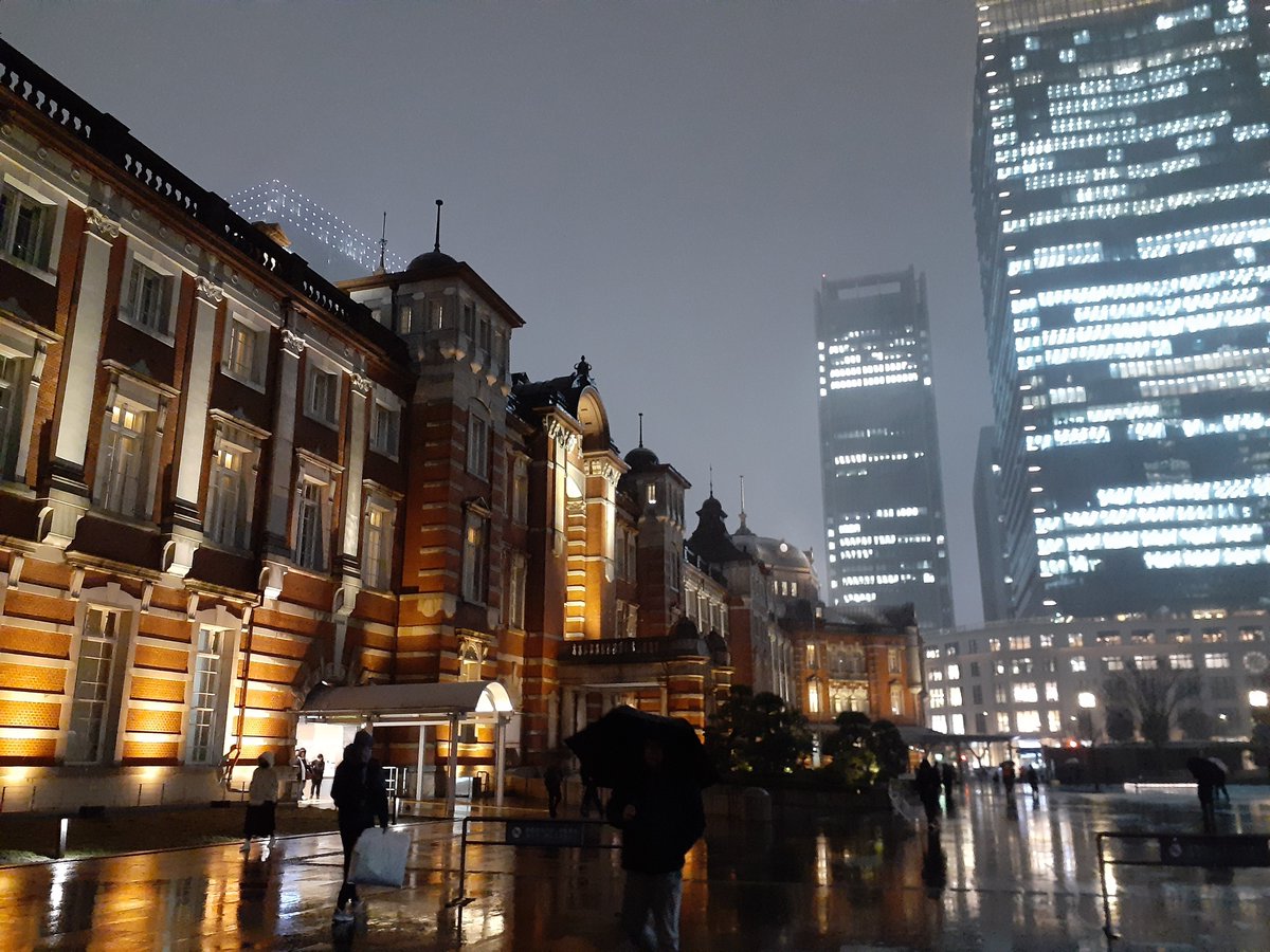 forefore555's tweet photo. 東京駅は雪撮の人が集まってるわー(笑) ←オイラもその内のひとりだったり😅
もう少し粘ってたら みぞれまじりじゃなくなったんだけど…
惜しいことした💧
(もちろん手持ちでブラブラ歩きw)
↓今日の装備
#pentaxk5iis
#pentax_da2040
#CDF1
#KANI
#雪の日は東京駅
#雪撮
※画像は📱 https://t.co/ER8RPtoDRT