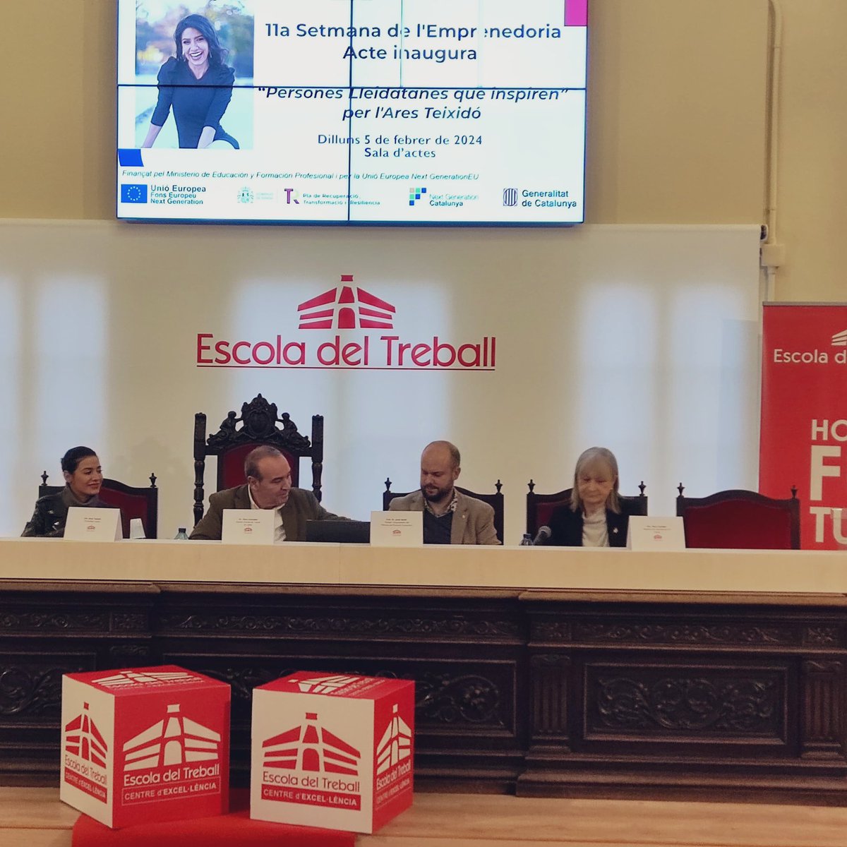 L'<a href="/aresteixido/">Ares Teixidó</a> porta a Lleida al cor. La família i els seus forts valors forjats aquí és el que conforma la seva personalitat. Un exemple d'emprenedoria, d'una lleidatana que va marxar a viure fora per potser tornar algún dia. #Setempren #HolaFutur #emprenedoria