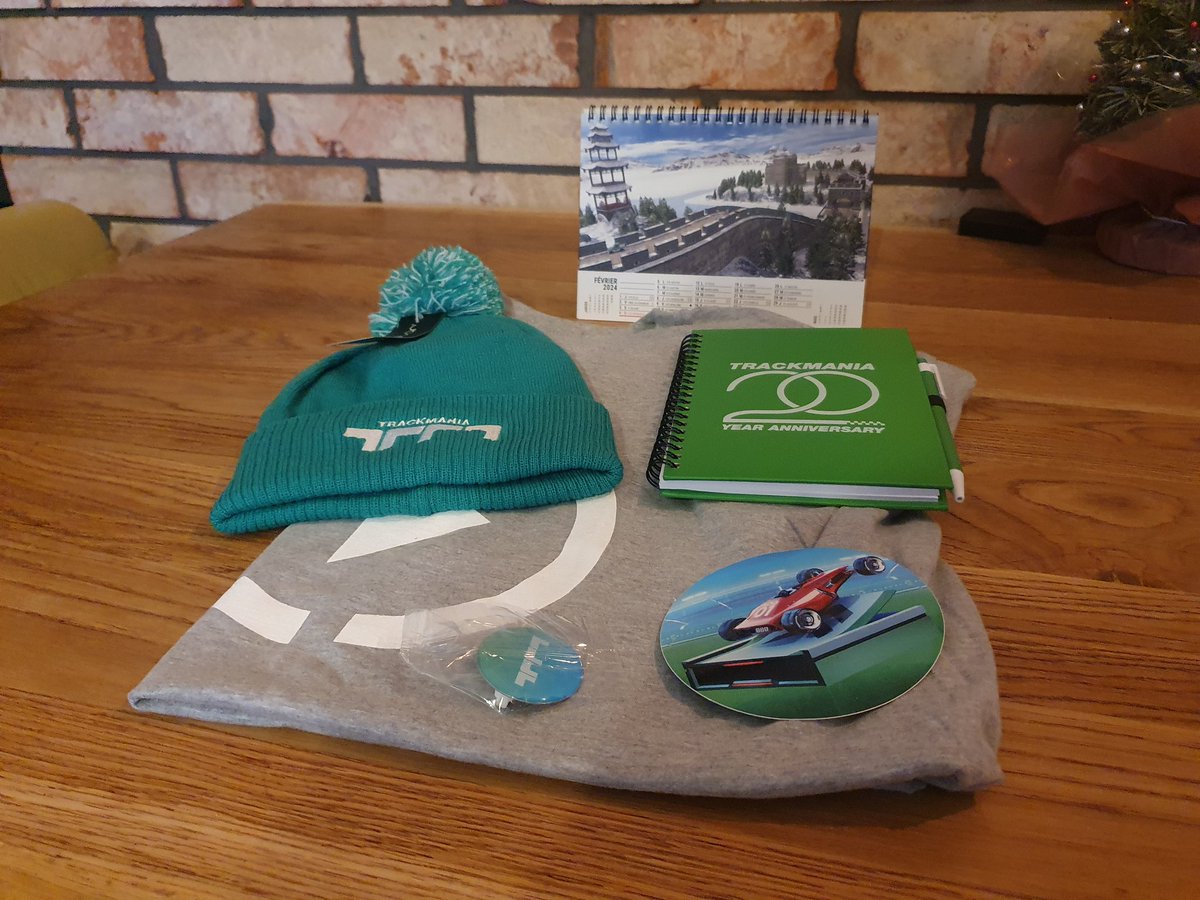 Deska (@deska_tm) on Twitter photo A little something landed in my mail today 😅
Thank you <a href="/Trackmania/">Trackmania</a> for sending over the goodie bag for WRL, there are many things to add to my everyday inventory! I'm pleasantly surprised :> A little something landed in my mail today 😅
Thank you <a href="/Trackmania/">Trackmania</a> for sending over the goodie bag for WRL, there are many things to add to my everyday inventory! I'm pleasantly surprised :>
