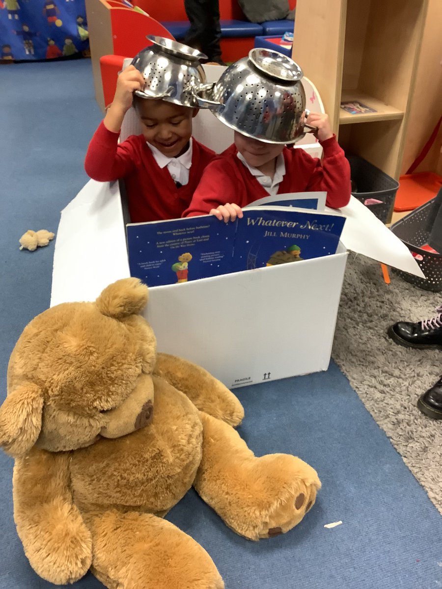 NurseryOPS's tweet image. Learning has been out of this world today in Nursery! 🚀
We have been role playing this weeks story ‘Whatever Next!’ and exploring space.
We’ve also created our own space den to do lots of exciting reading! 📖 
#opsscience #understandingoftheworld #welovereading #whatevernext