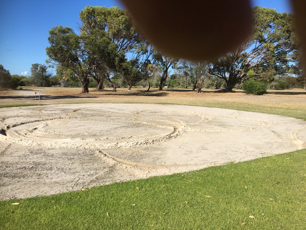 Who does this to a golf course,what is fair punishment 🤬🤬🤬