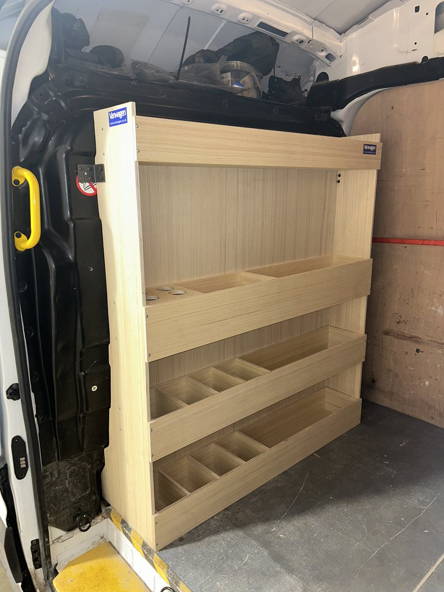 vanwagenuk's tweet photo. Bespoke ply shelving designed and installed for a roadside sign fitters van.
Guy was over the moon with the finished product ☺️

#customercare #vanwagen #VanShelving #VanLife #FordTransit https://t.co/EjL3z9cudX