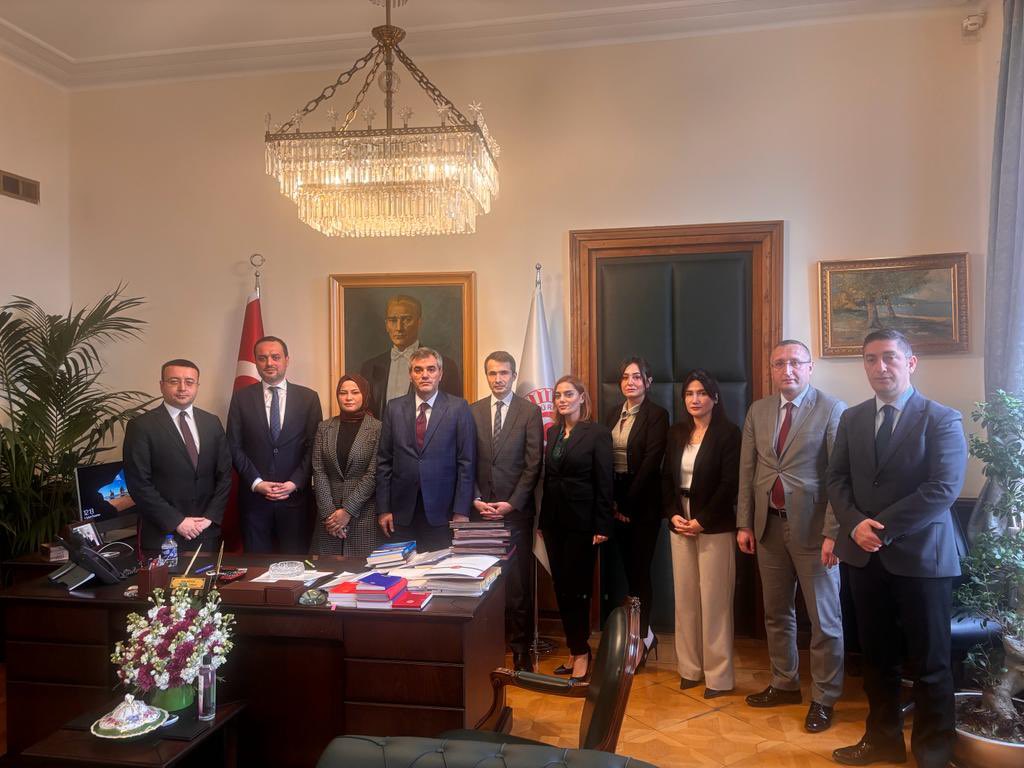 TBMM Genel Sekreteri Sayın Talip UZUN <a href="/talibuzun/">Talip UZUN</a> Dernek Yönetim Kurulumuzu kabul etti. Sayın Genel Sekreterimize nazik kabulleri dolayısıyla teşekkür ediyoruz. Kabule ilişkin haberin detayları için: yasader.org/duyurular/duyu…