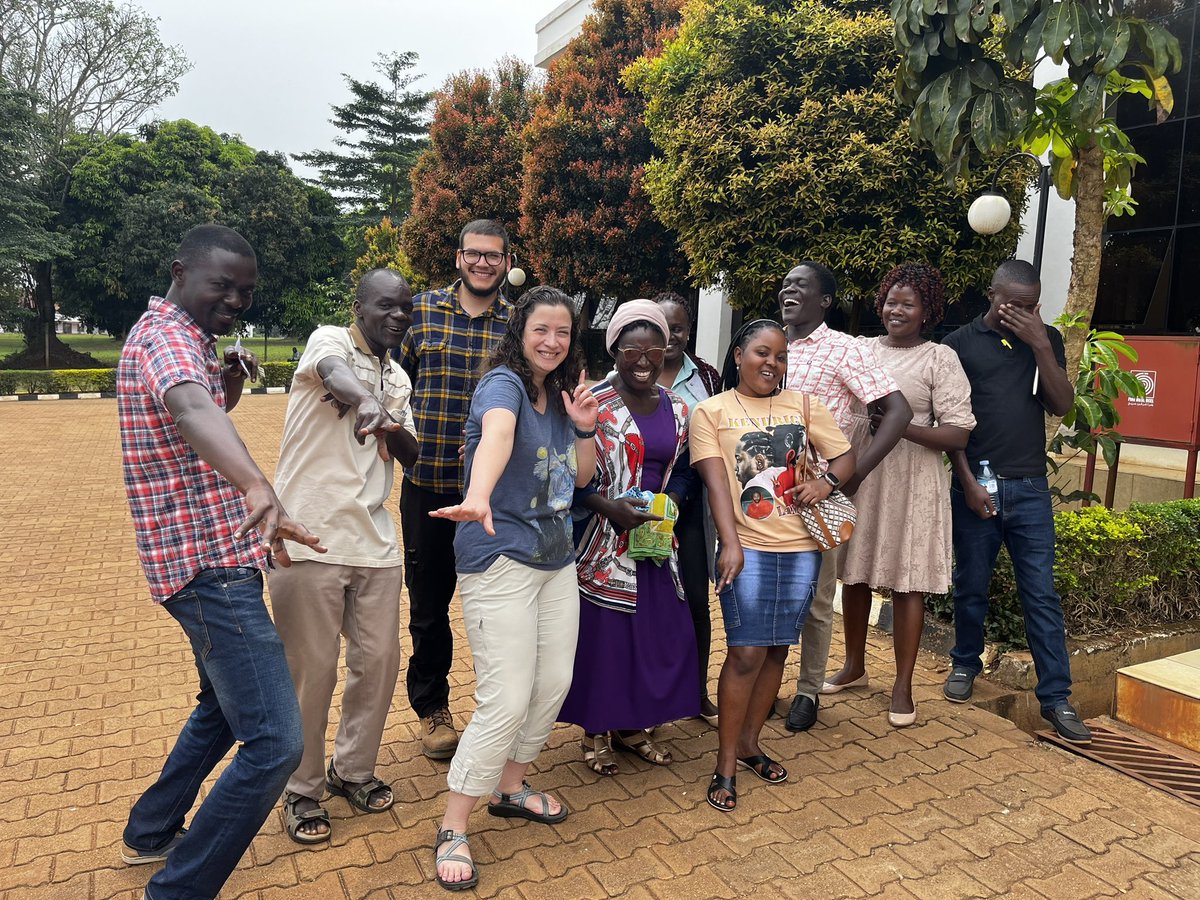 IR4_Director's tweet photo. Last day processing #RTBbreeding samples at @NARO_NaCRRI with @Carlomatrax @b_oloka @opiosamuel1 and the #UgandaWonderTeam We are really going to miss them and looking forward to our next reunion ๐ ๐ @NCSU_DEPP @NC_PSI @gatesfoundation @APS_OIP https://t.co/c2D0PO56OH