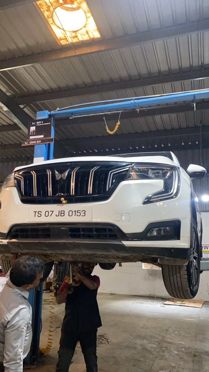 saikirankore9's tweet photo. Hello @MahindraRise @anandmahindra @MahindraXUV700 
I gave my #xuv700 for general service on 27 January with all good condition after 1week i got delivery and ADAS is not working after service I didn’t took my delivery now service people saying to pay 20k to for ADAS please help. https://t.co/CyEMAKn4Uo