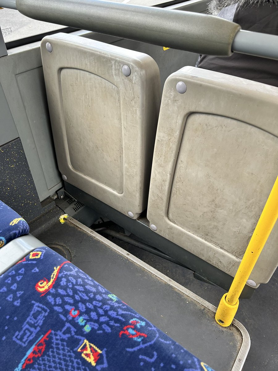 chvr7z's tweet photo. @ruhrbahn https://t.co/t6g4p4H5jG
