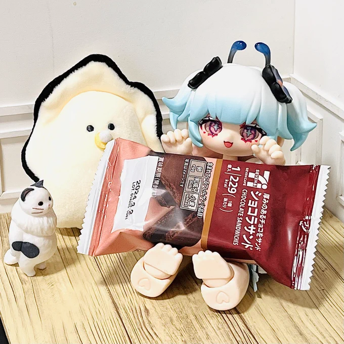 これは虫虫カフェという最近お迎えした沼(このあと追加で頼んだ) 