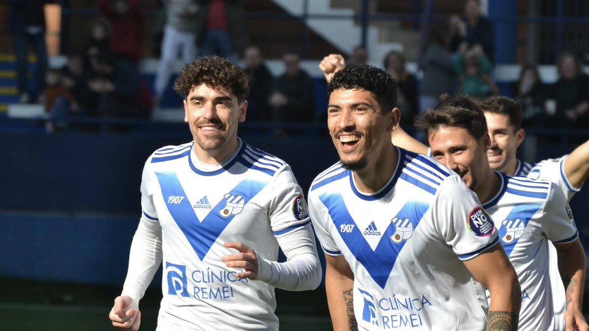 Els 11 de Gràcia tweet media