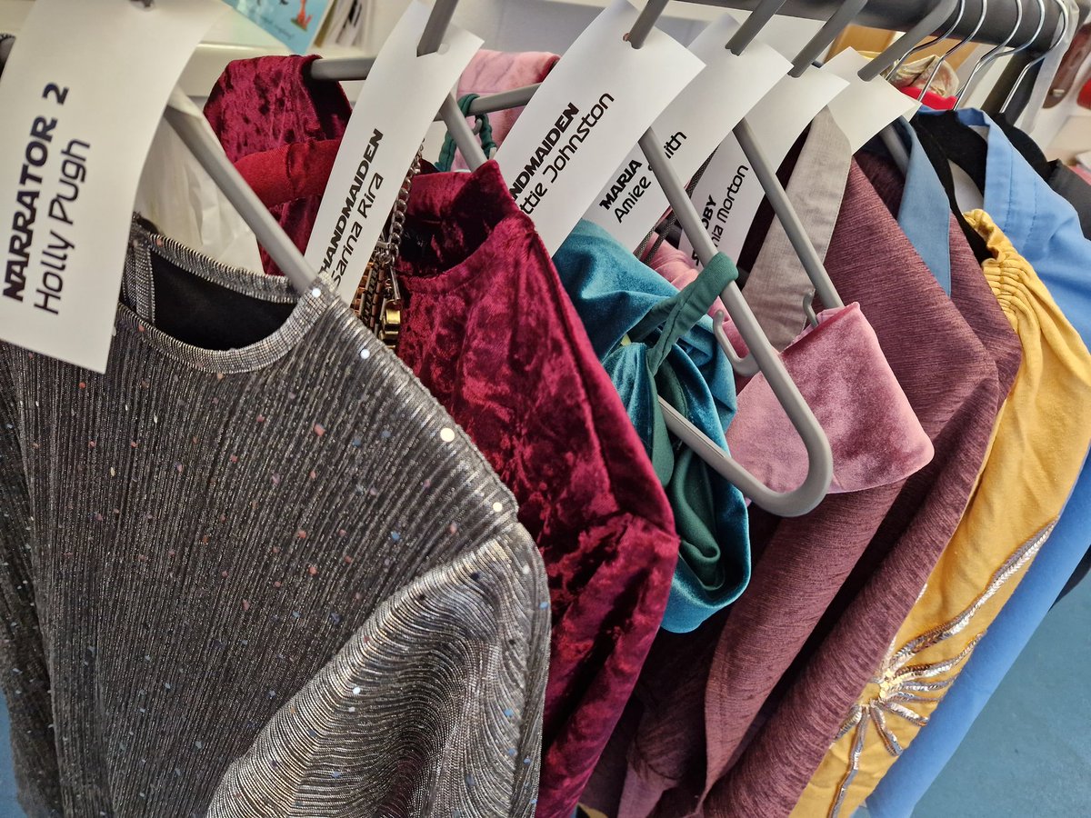 Mrs N Webber tweet media