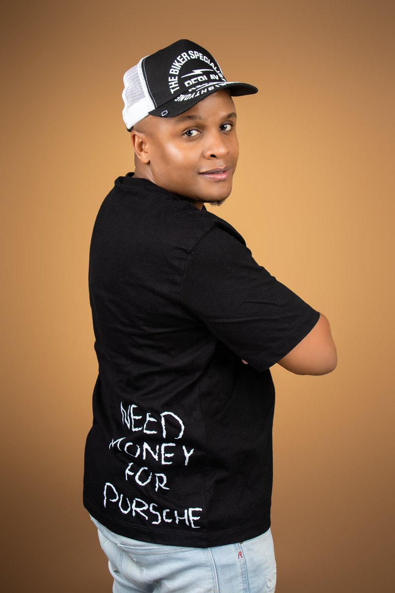 Djkarri tweet media