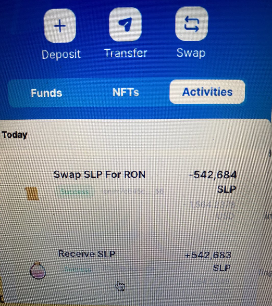 AxieLulinfinity's tweet photo. Well I think it’s time to buy MOAR $RON 

LONG LIVE THE KING! 👑👑
@Ronin_Network https://t.co/mEjk2NY7zs