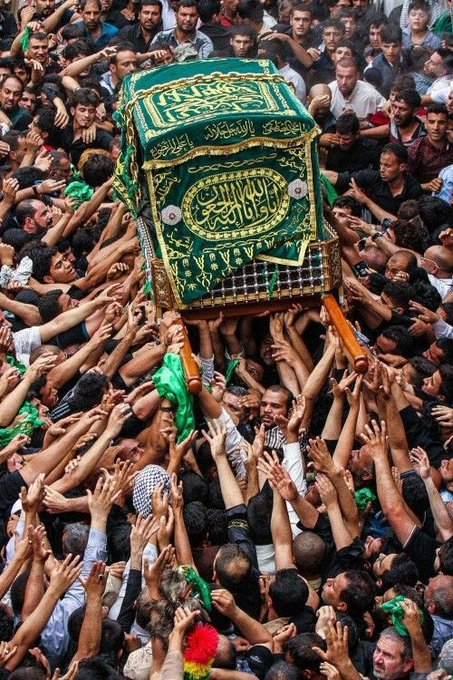 SZainabHuda's tweet photo. کیسا قیدی ہے کے مرنے پر بھی آزاد نہیں💔 

#شہادت_موسیٰ_الکاظمؑ https://t.co/QKAQPAFe1r