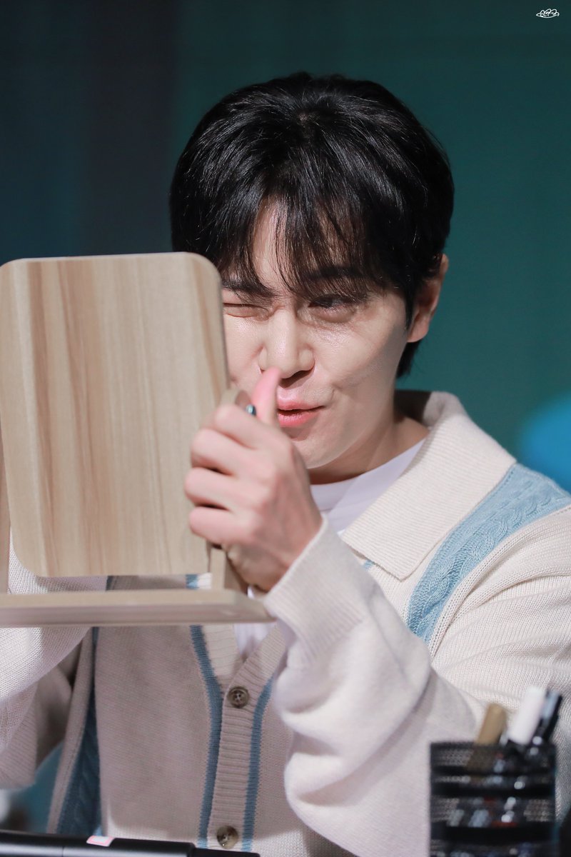 20240204 넘버원 이규형 팬싸인회
#이규형
미모체크하는 요정 ㅠㅠㅠㅠㅠㅠ악 너무이뻐 뀨빵 주글래 ㅠㅠㅠㅠㅠㅠㅠㅠㅠㅠㅠㅠㅠㅠㅠㅠㅠㅠㅠㅠㅠㅠㅠㅠ