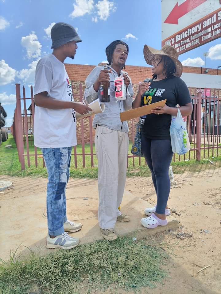 KagisoMonyadiwa's tweet photo. RISE Mzansi in Bloemhof, Lekwa-Teemane Subregion of Dr. Ruth Segomotsi Mompati in the North West Province.
#2024isour1994 #RISEMzansi #RegisterToVoteRISEMzansi #The3rdWay πΏπ¦ https://t.co/9Ekkyn0gA4