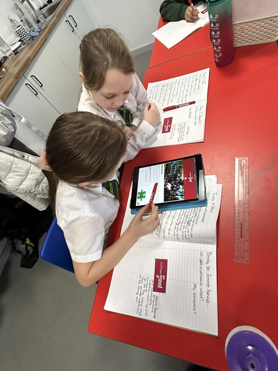 firsprimarysale's tweet image. #Y5Redwood are researching information about Robinwood (or a place of their choosing) in preparation of designing their own leaflets! 🧗‍♀️🛶📍🚌 #FirsComputing #FirsEnglish