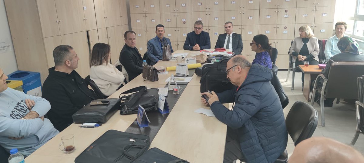 📢⏳📢

Memur Sen İl Temsilcisi Sn.Hamdi Yıldız ve Atakum EBS Başkanı Sn.Fırat ŞAD eşliğinde eğitim öğretimin yılının başlaması vesilesiyle okul ziyaretlerinde bulundalar.

Arkadaşlarimiza ilgileri ve misafirperverlikleri için teşekkür ederiz.🌷🌷🌷

#eğitimbirseniyikivarsinsen