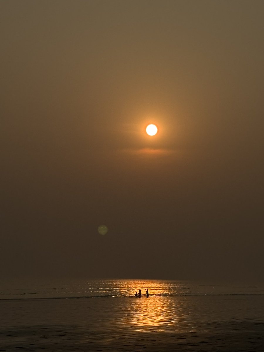 DocSmilz's tweet photo. An Evening at Dagara beach https://t.co/mfmGLWC2Ry