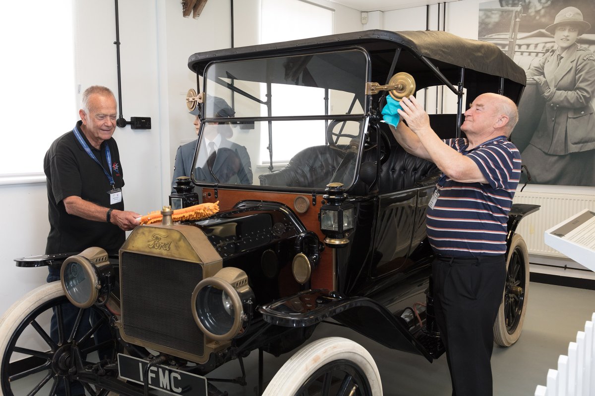 StowAero's tweet image. @stowaero opens to the public again, in under 14 days! Where has the time gone?
We&apos;ve been working on the hangars, cleaning objects, painting the Mess, waxing the floor, planning events, recruiting staff...
Fancy getting involved? Contact volunteering@stowmaries.org.uk now.