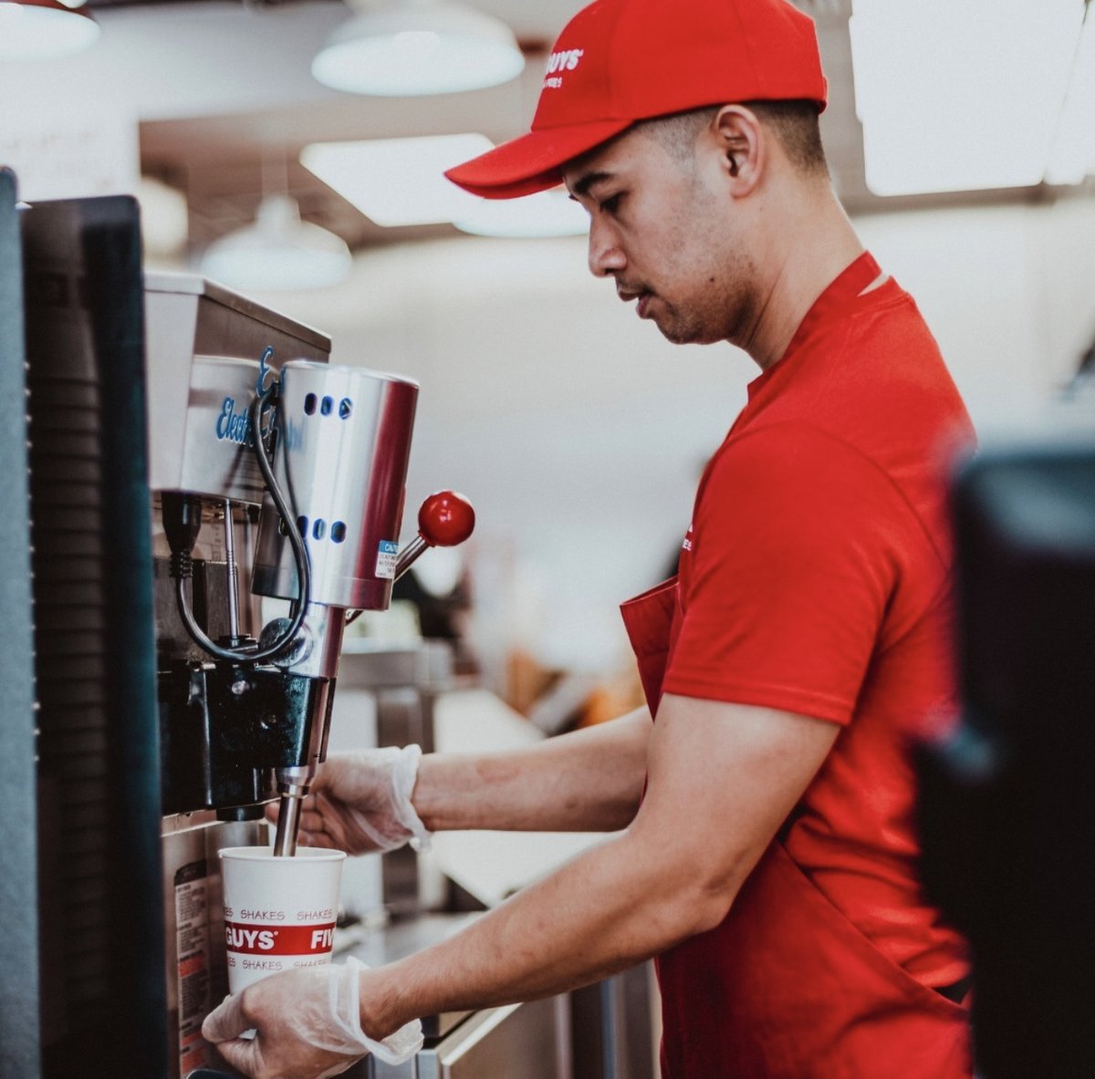 New month, new mix-ins 😉 
What do you suggest we try out?

_____________

#fiveguys #milkshakemonday #bahrainfoodies