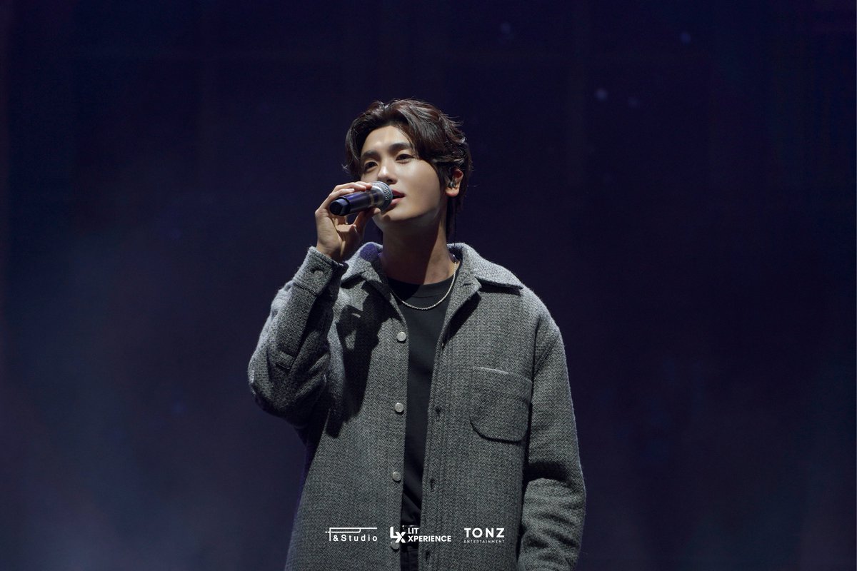 theseoulstory's tweet photo. [INDONESIA] We spent a night full of 'Happiness' at Park Hyung Sik 'SIKcret Time' fan meeting in Jakarta 🕰✨️

Relive the night with us 👉 https://t.co/Y9XcNUWUcI

We'd like to thank LIT XPERIENCE for the media invite!

#ParkHyungSik #JKTSIKcretTime https://t.co/DzDB3T07o9