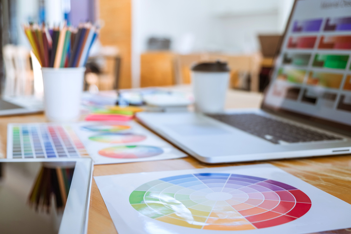 Beat the Monday blues and save both time and money with Majisign's FREE graphic design service. Say goodbye to the hassle of DIY designs and hello to professional, eye-catching signs that capture your brand's essence. 

#graphicdesign