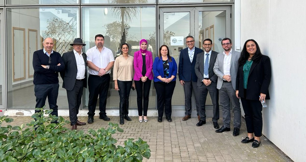 AmbCanMaroc's tweet photo. 1/2
Excellent programme organisé par #GIMAS pour l'ambassadrice🇨🇦@IsabelleValois6. Très impressionnée par le dynamisme de la chaîne de valeur aérospatiale✈️🇲🇦 et la présence croissante des entreprises canadiennes 🇨🇦. https://t.co/hYgo2sCGsJ