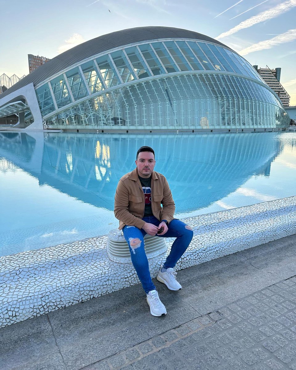 sergioo_l's tweet photo. La mejor ciudad del mundo. https://t.co/W5vhPMa9ea