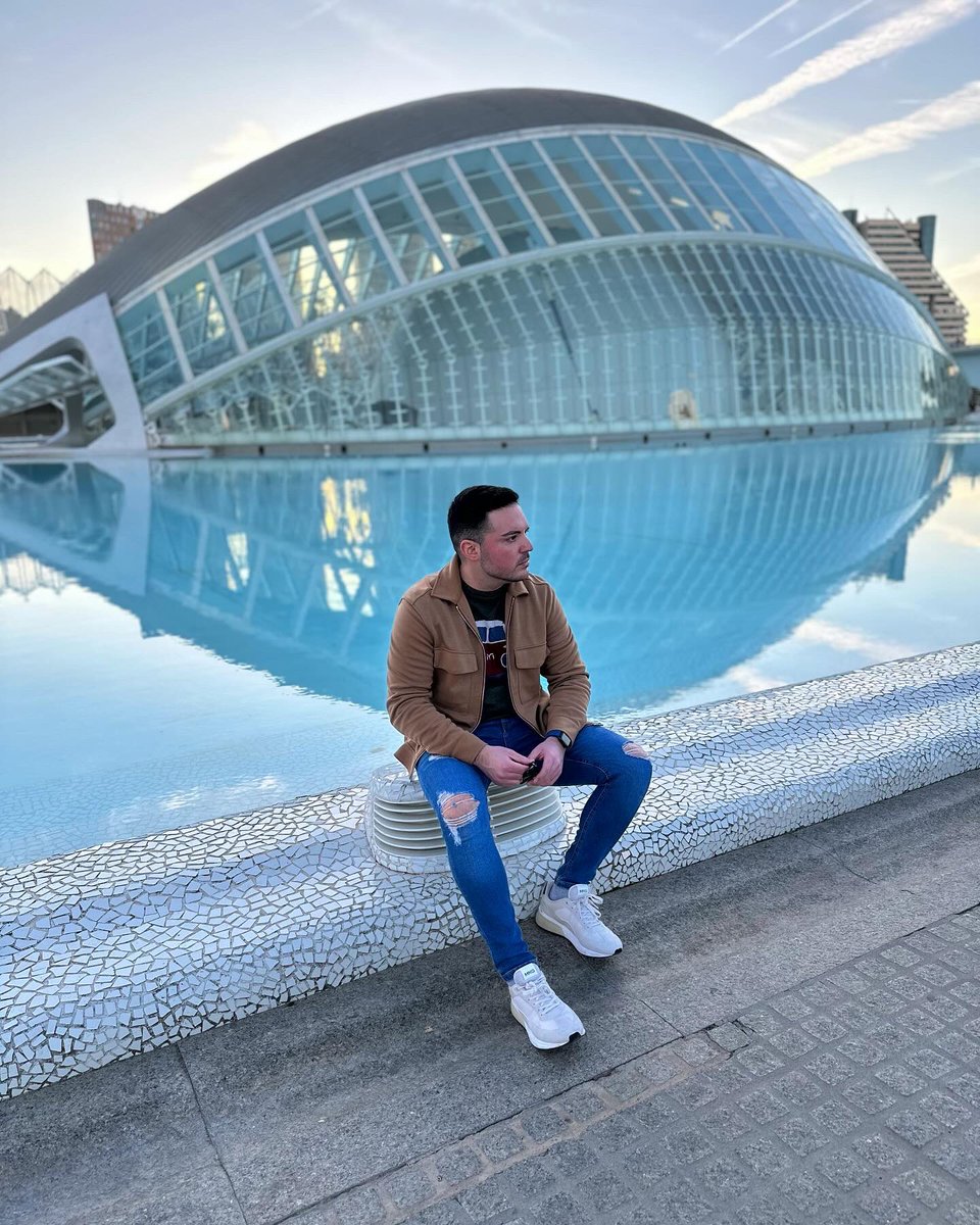 sergioo_l's tweet photo. La mejor ciudad del mundo. https://t.co/W5vhPMa9ea