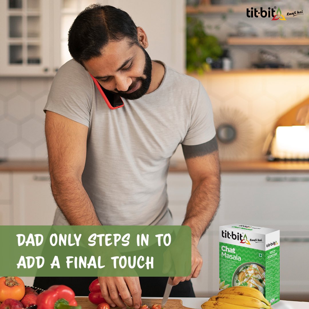 TitbitSpices's tweet photo. And that’s his way of showing love! Witnessing your father in the kitchen is truly special. Keep the magic alive by stocking up on Chaat masala
🛒Shop Now: https://t.co/tZ9zzbyKf1
#TitBitSpices #TitBit #KaafiHai #FoodieAdventure #chatmasala #chatpatafood #chaat #chaatsofindia https://t.co/W7VW0DOK6F