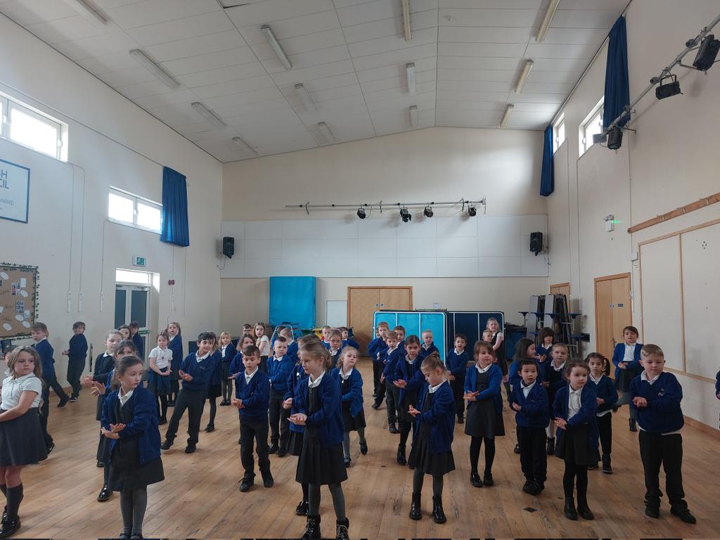 Oliver Jeffers Class Year 2 (@oliverjyear2) on Twitter photo This morning we have had some great Chinese New Year surprises! We have had a dragon come through our classroom with a parade of people and the chance to learn a Chinese New Year dance !💃. <a href="/DeltaNorbridge/">Norbridge Academy</a> <a href="/NorbridgeRe/">Norbridge RE</a> #t4w @Y2Owlclass This morning we have had some great Chinese New Year surprises! We have had a dragon come through our classroom with a parade of people and the chance to learn a Chinese New Year dance !💃. <a href="/DeltaNorbridge/">Norbridge Academy</a> <a href="/NorbridgeRe/">Norbridge RE</a> #t4w @Y2Owlclass
