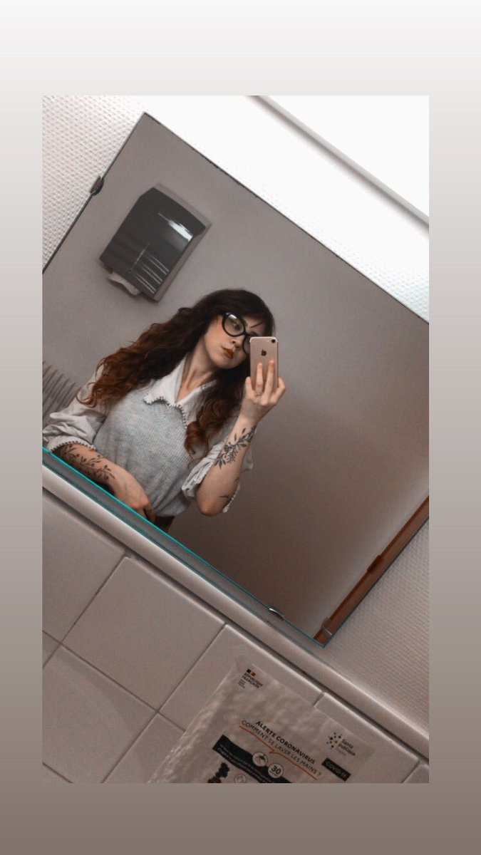 RussianMacGiver's tweet photo. Genre 🥴🥴🥴 https://t.co/X12raK3JYS