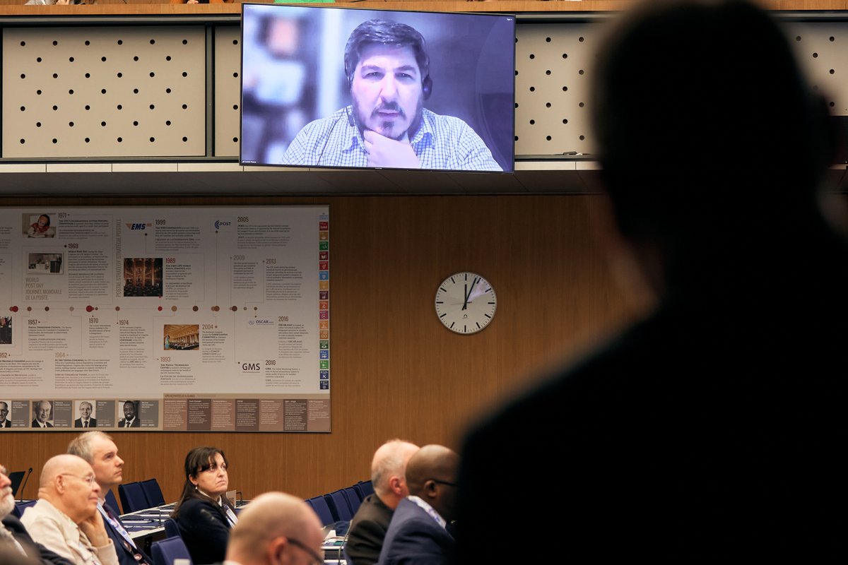 UPU_UN's tweet photo. Day 2 of the UPU historians' #colloquium last Friday continued reflecting on postal past⏳
🔹Why did postal cooperation become regionalized?
🔹How did the evolution of #stamps, #envelopes & #ElectronicMail shape the world?
Stay tuned for the full recording release📻
#UPU150 https://t.co/B9OE2xRkNJ