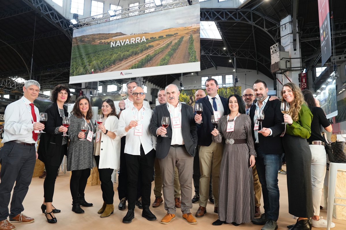 28 bodegas navarras participan en la feria internacional <a href="/bcnwineweek/">Barcelona Wine Week</a> , la cita estatal más importante del sector vitivinícola

#BarcelonaWineWeek 
<a href="/vinosnavarra/">Vinos Navarra</a> 
<a href="/Reyno_Gourmet/">Reyno Gourmet</a> 

➡️El consejero Aierdi ha participado en la apertura de esta 4ª edición

🔗navarra.es/es/-/nota-pren…