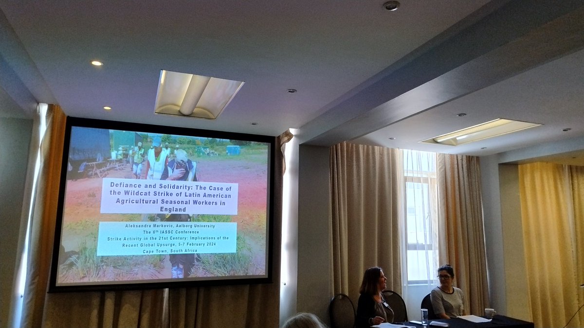 NQuondamatteo's tweet photo. very inspiring presentation by @shaskica1 on a wildcat strike of Latin American farmers in the UK https://t.co/6BtU9vZhcM