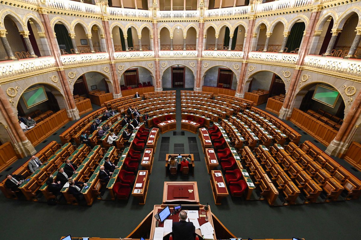 Szabolcs Panyi tweet media