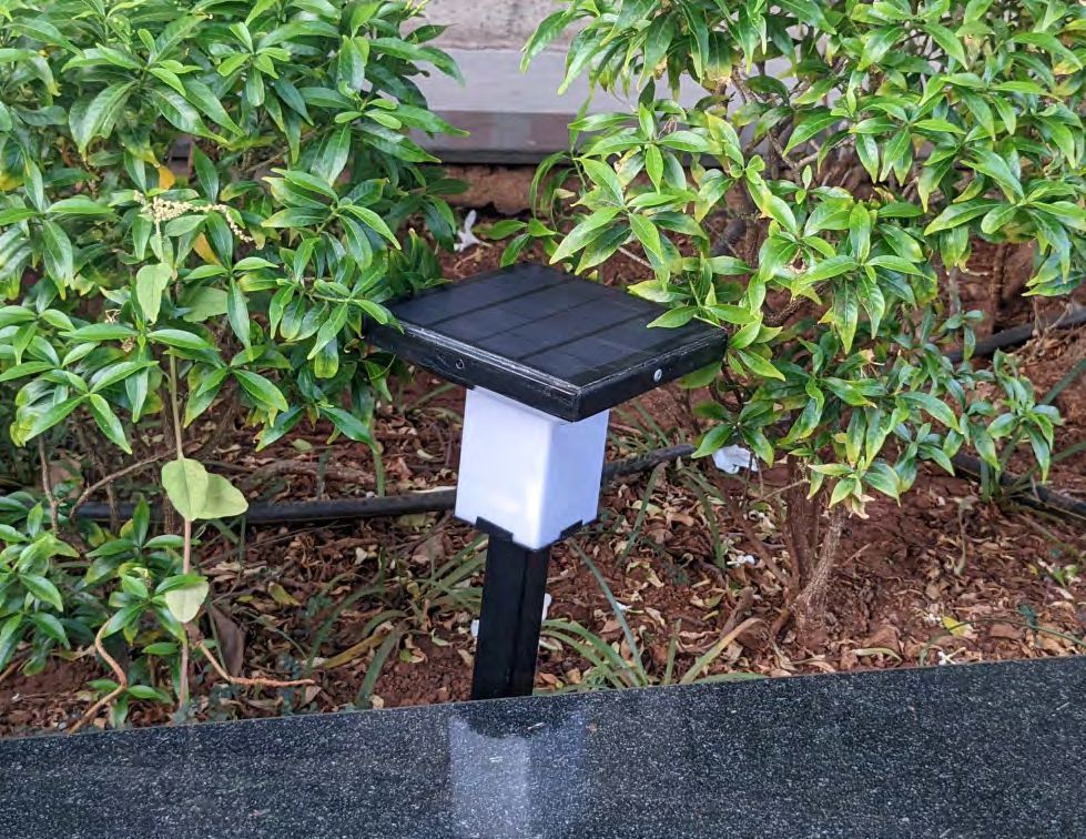 surshrisolar's tweet photo. Our Garden #SolarProducts range includes all types that are typically required in outdoor spaces illumination 🏡 #SolarGardenLights include #SolarBollard #SolarPathway lights, #SolarGate lamps, #SolarFootLights & Down lights etc. 🇮🇳
Lets Go Green💚Go Solar🌞
P.S :Read ALT👇now. https://t.co/XEBoW0mEGK