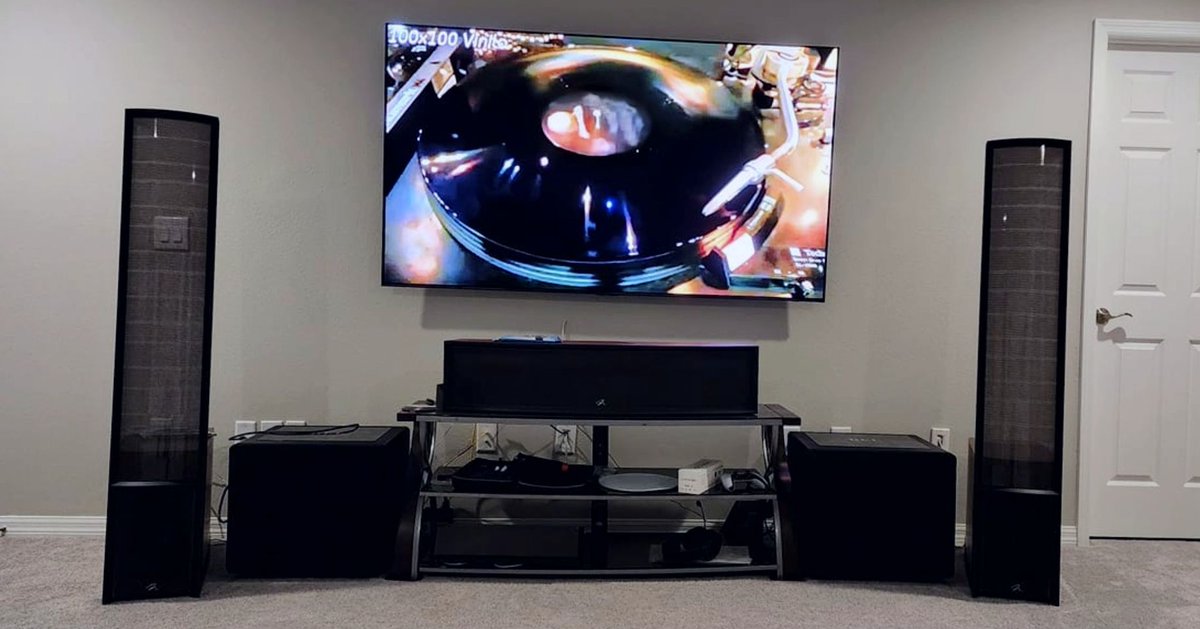 MartinLoganLtd's tweet photo. Thank you Jim Leo for sharing this beautiful setup! Where are you guys watching the big game?
#MartinLogan
#MartinLoganSpeakers
#TruthInSound #audiophile #hometheater #speakers #music #hifi https://t.co/AMXowO5BgW