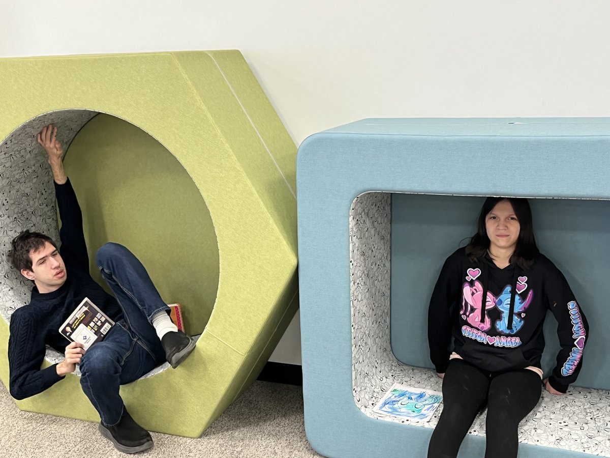 LSCLifeSkills's tweet photo. Another visit to the Launchpad at the @buffalolibrary! The MakerSpace staff is wonderful! 
@EaglesLSHS @LakeShoreCSD https://t.co/rSbh9U0i5G