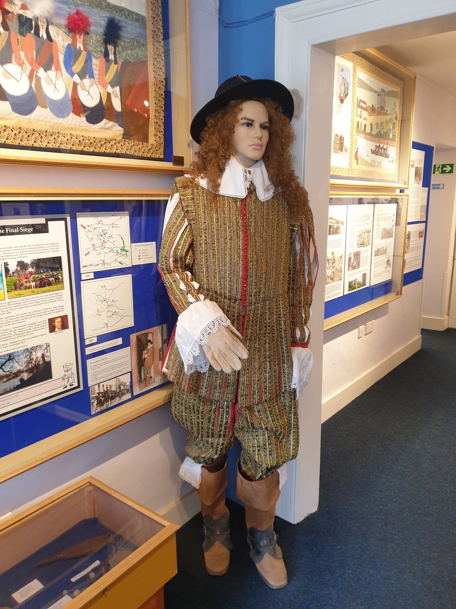 <a href="/RLCMuseum/">The Royal Logistic Corps Museum</a> <a href="/ColMuseums/">Colchester Museums</a> <a href="/BarnsleyMuseums/">Barnsley Museums</a> <a href="/OxMuseumService/">Oxfordshire Museum Service</a> <a href="/bexhillmuseum/">Bexhill Museum</a> <a href="/IpswichMuseums/">Ipswich Museums</a> <a href="/BrightonMuseums/">Brighton Museums</a> <a href="/MaryRoseMuseum/">The Mary Rose</a> <a href="/REME_MUSEUM/">REME Museum</a> <a href="/RA_Museum/">Royal Artillery Museum</a> @RHamps_Museum Happy #MannequinMonday! Here's our Cavalier, who greets our visitors on their arrival. He represents the fact that Wallingford Castle was Royalist &amp; refortified during the English Civil War to fight for Charles I. #MuseumMannequin <a href="/WeirdMannequins/">Weird Mannequins</a> #MuseumTwitter #MuseumSnap