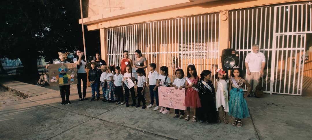 05/02/202_
Carnaval: Celebrar esta fiesta nos brinda la oportunidad de explicar a los niños su origen y hacerlos partícipes de nuestras costumbres, algo que hará que desarrollen un sentimiento de pertenencia acompañado de las fiestas de nuestro municipio como costumbres