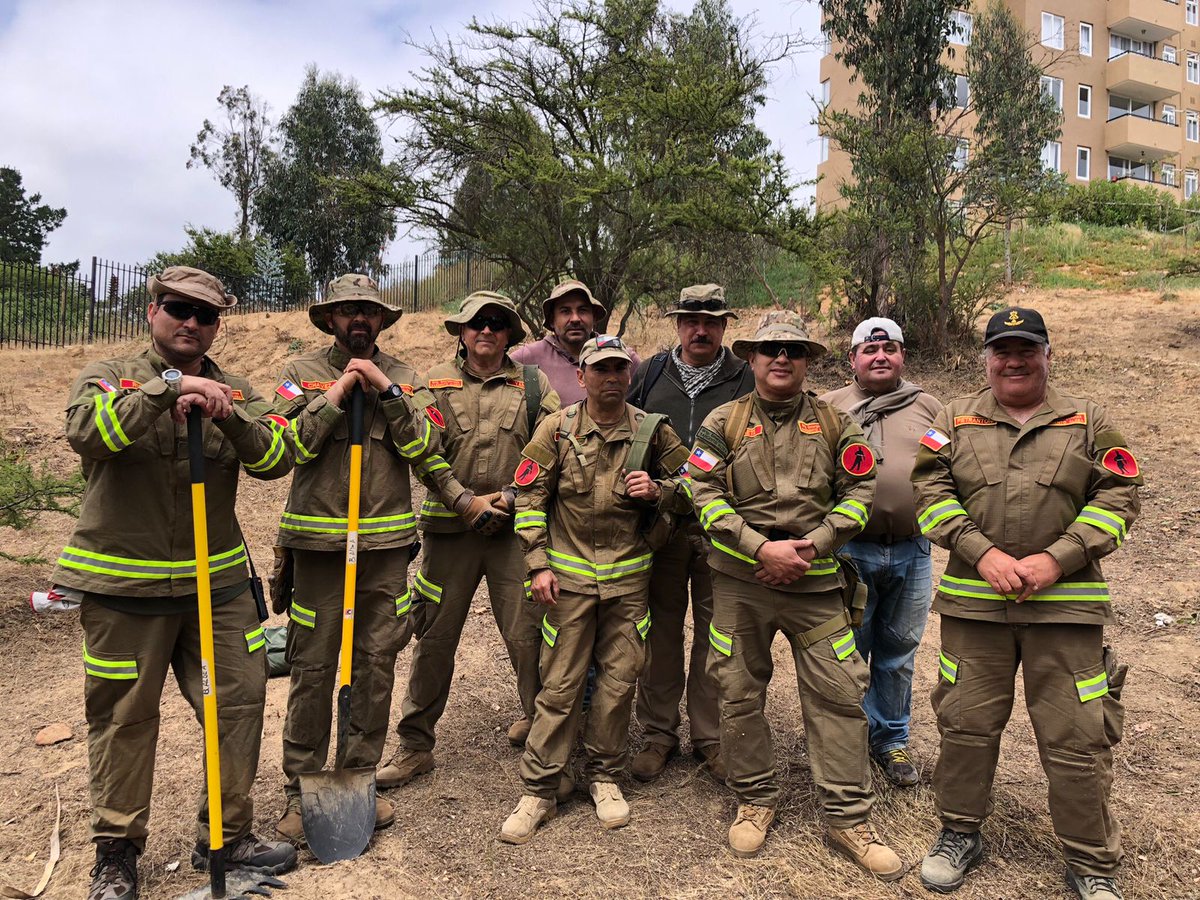 ENTREGA DE LA VIDA POR LA PATRIA Y SU GENTE .
HONOR Y GLORIA MI COMANDANTE 😢⚓⚓⚓⚓⚓⚓⚓