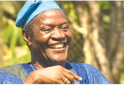 rasaq_malik's tweet photo. Ó tún dìgbàkanná, Bàbá Jimi Solanke. May the sea carry you home safely. You-- storyteller. Griot. Our tribal chanter. You-- wind. Water. You, whose name is louder than thunder. Son of the land, dancer whose feet know the map of the earth. You are salt. Honey. You, Bàbá. https://t.co/QcY35RJ7Ap