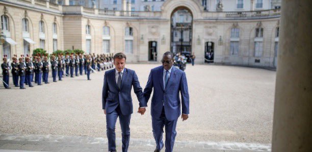 ali_naka's tweet photo. French Puppets must FALL! #FreeSenegal https://t.co/WBXFgOR6rq