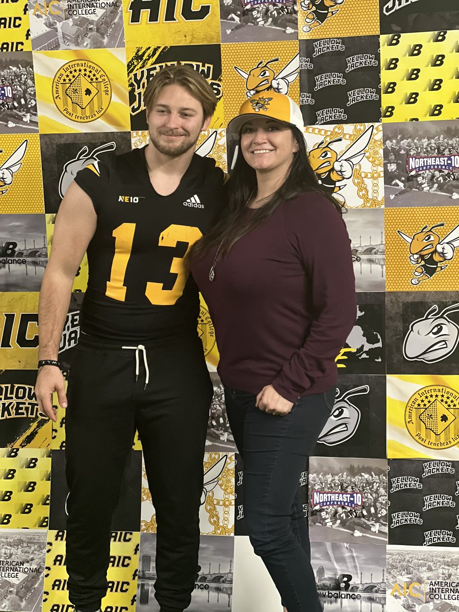 It was great visiting <a href="/AICFootball/">AIC FB</a> thank you coach @LouConteAIC <a href="/CoachHulk54/">Coach Hulk</a>  for inviting me to your campus